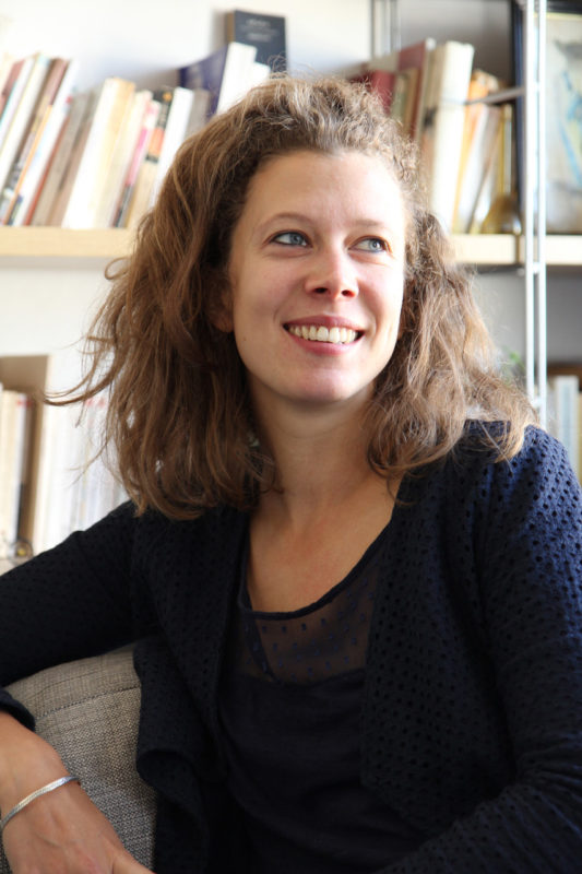 « Comment une Charte des bonnes pratiques dans le Spectacle vivant protégera-t-elle les auteurs et autrices ? » par Camille Dugas, scénographe, membre de l’Union des Scénographes (l’UDS est membre du Snac), François Peyrony, compositeur, Olivier Cohen, dramaturge